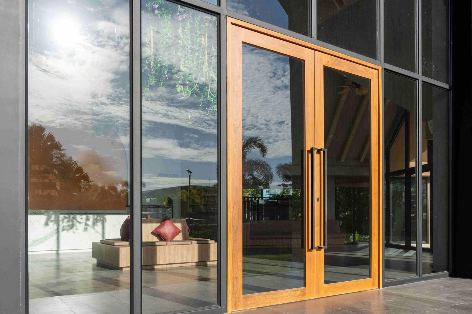 Commercial Window Cleaning Setauket NY | Practical Exterior